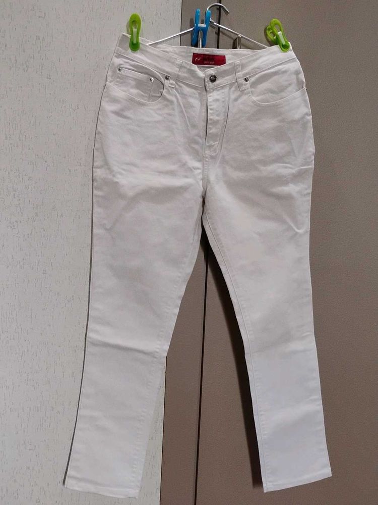 White Jeans