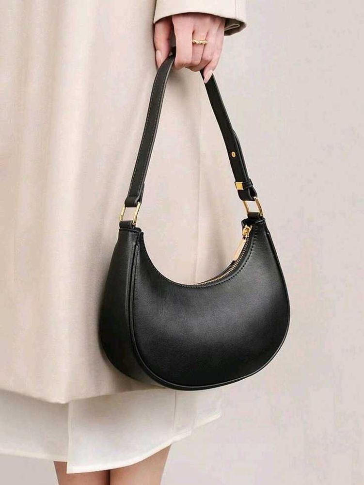 🇰🇷Crescent Shoulder Bag 👸