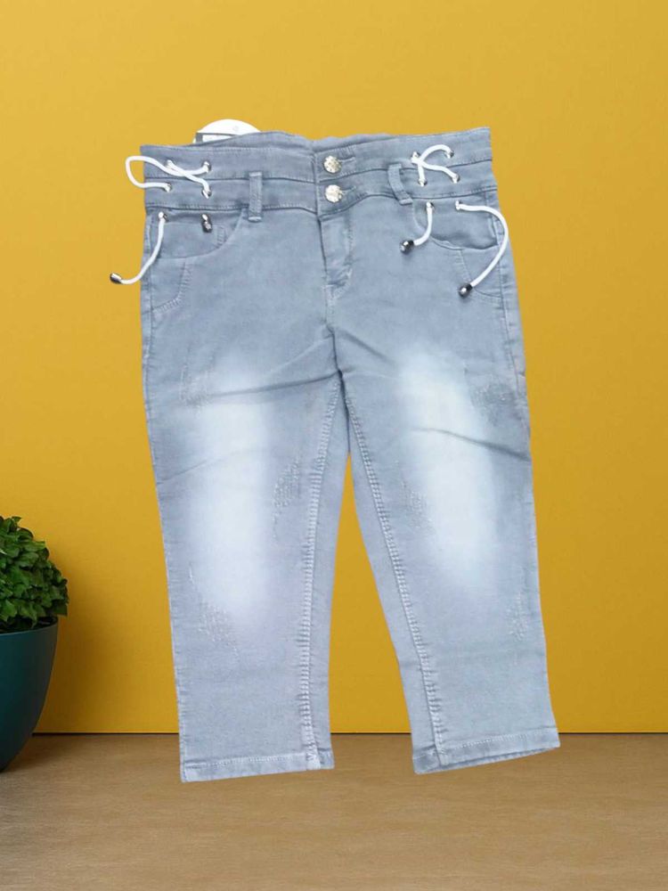 HI-89 Size-28 Cute Capri Jeans