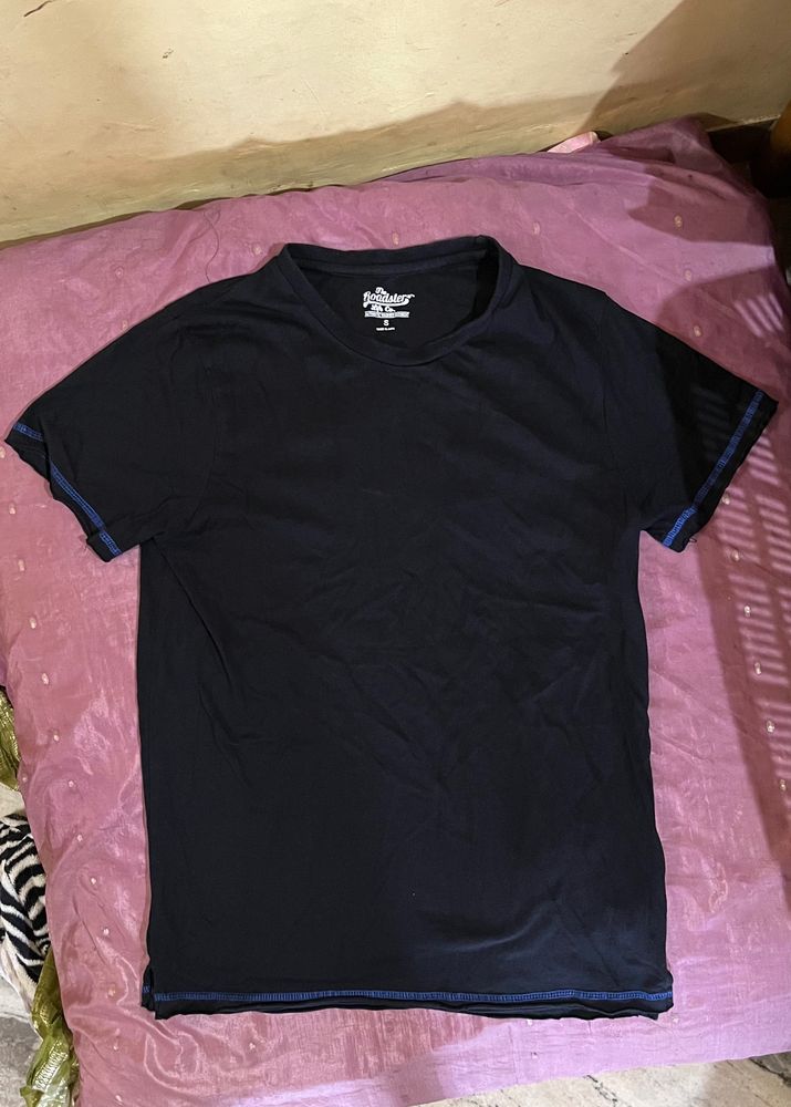 Roadster Solid Black Color Tshirt