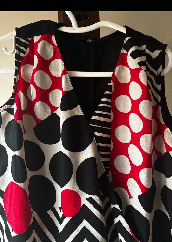 Bold Patterned top