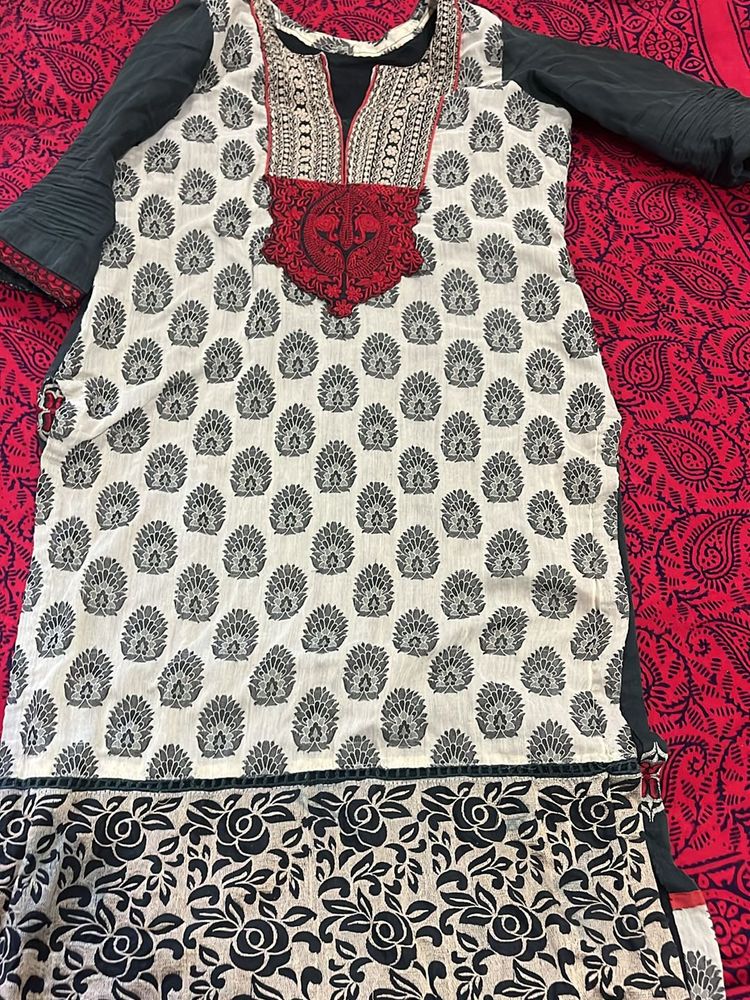 Women’s Tailor Stiched Kurta