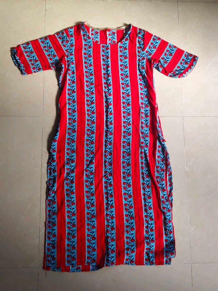 Red &amp; Blue Floral Print Kurta
