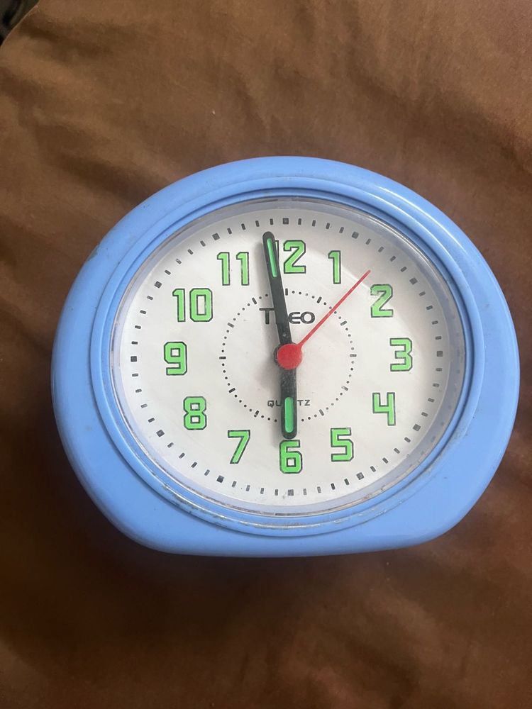 Table Clock