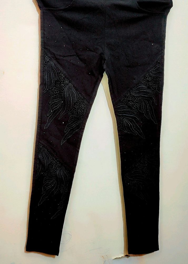 Black ⚫ Designer Pant For Girl 26 Waist
