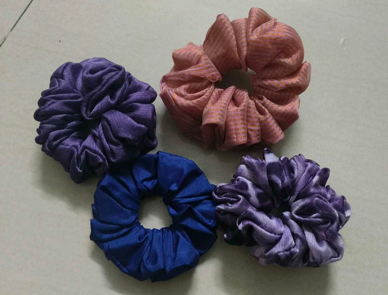 Scrunchies set