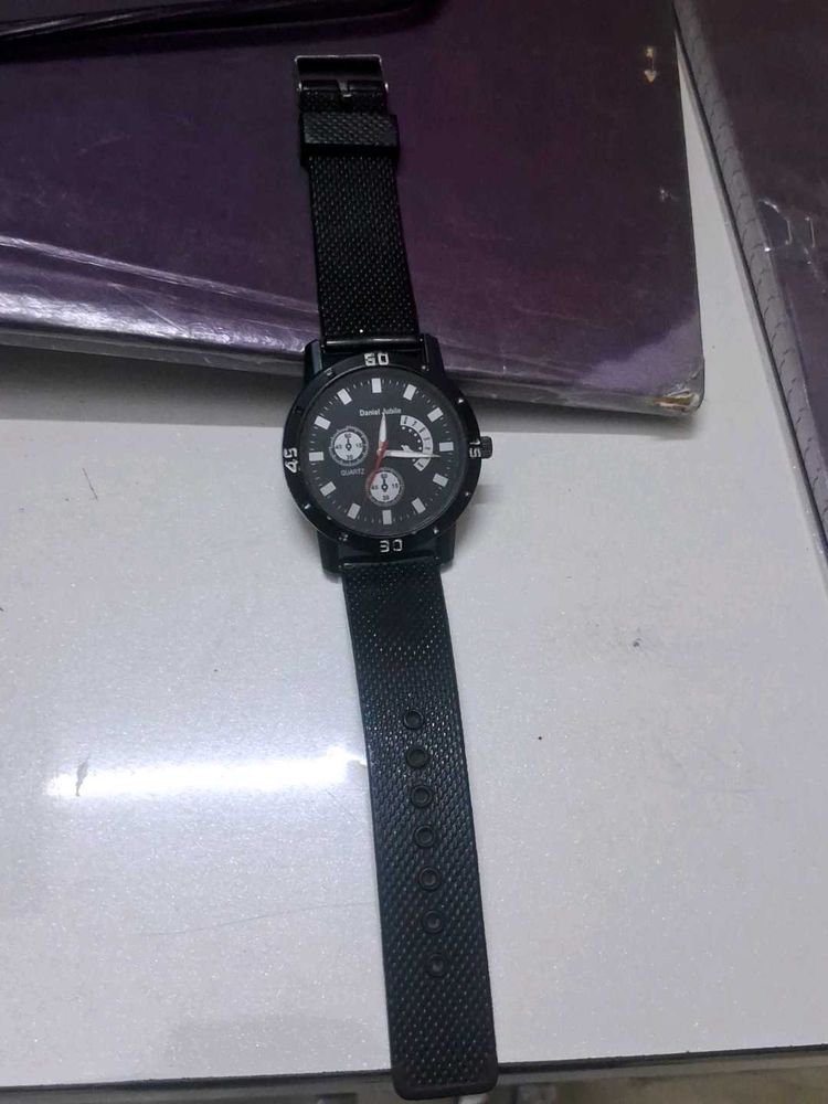 Black Fashion Watch