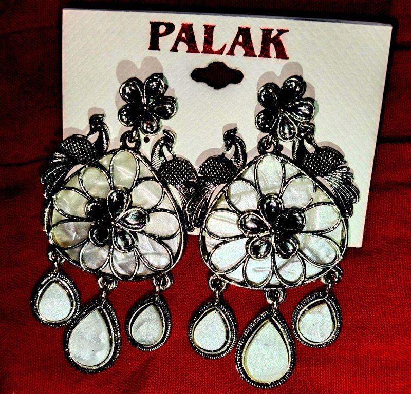 Earings