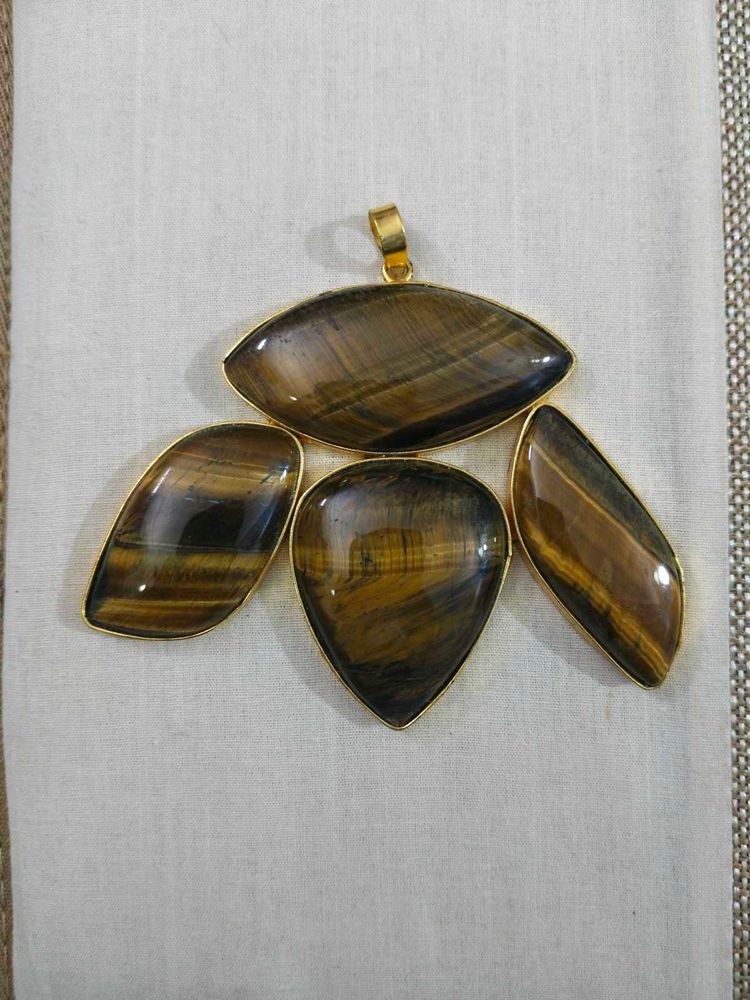 Beautiful Tiger Eye Gemstone Pendant For Women