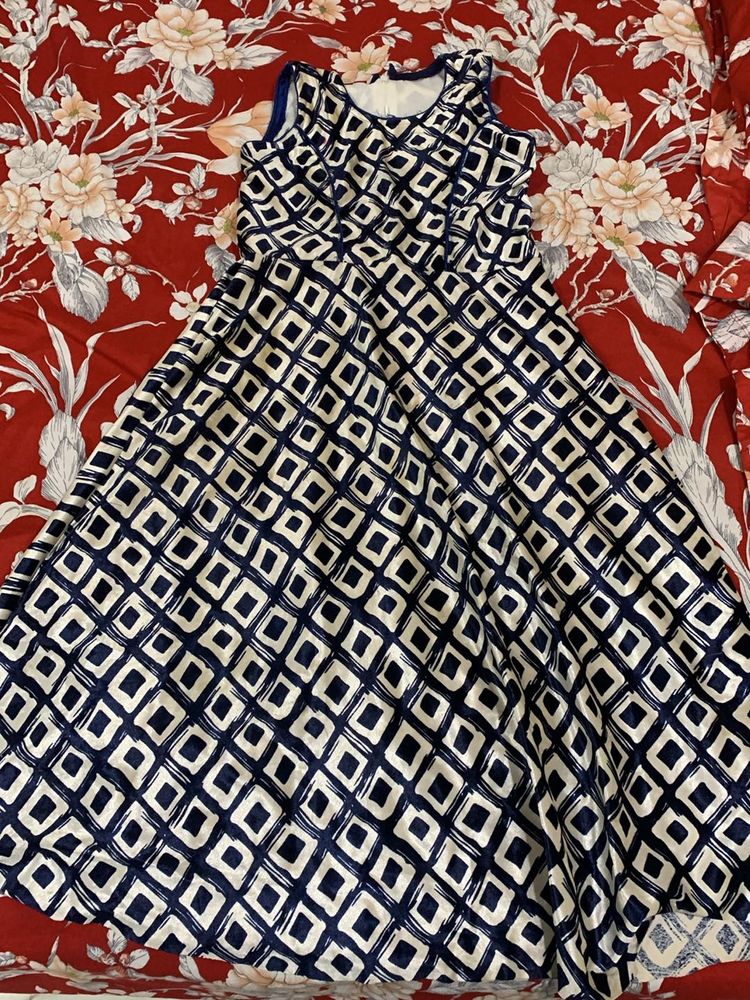 3 Long Gown Or Frocks📌offer In Profile
