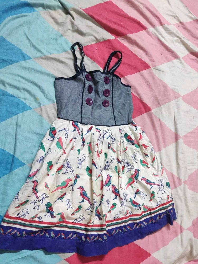 Beautiful frock with adjustable strap