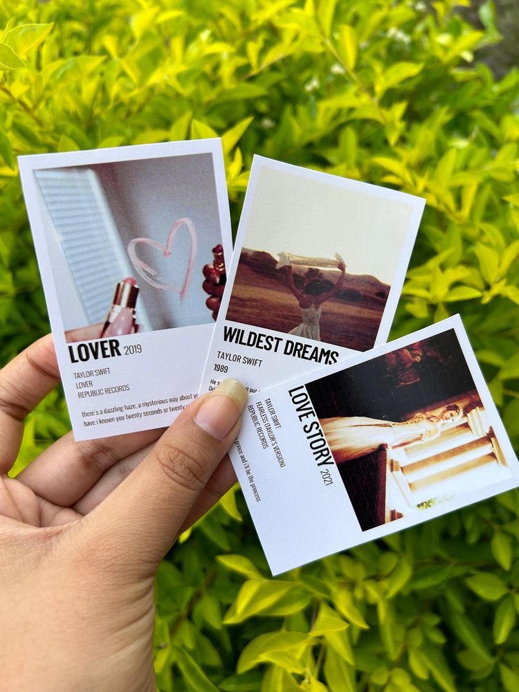 3 Taylor Swift Photo Cards