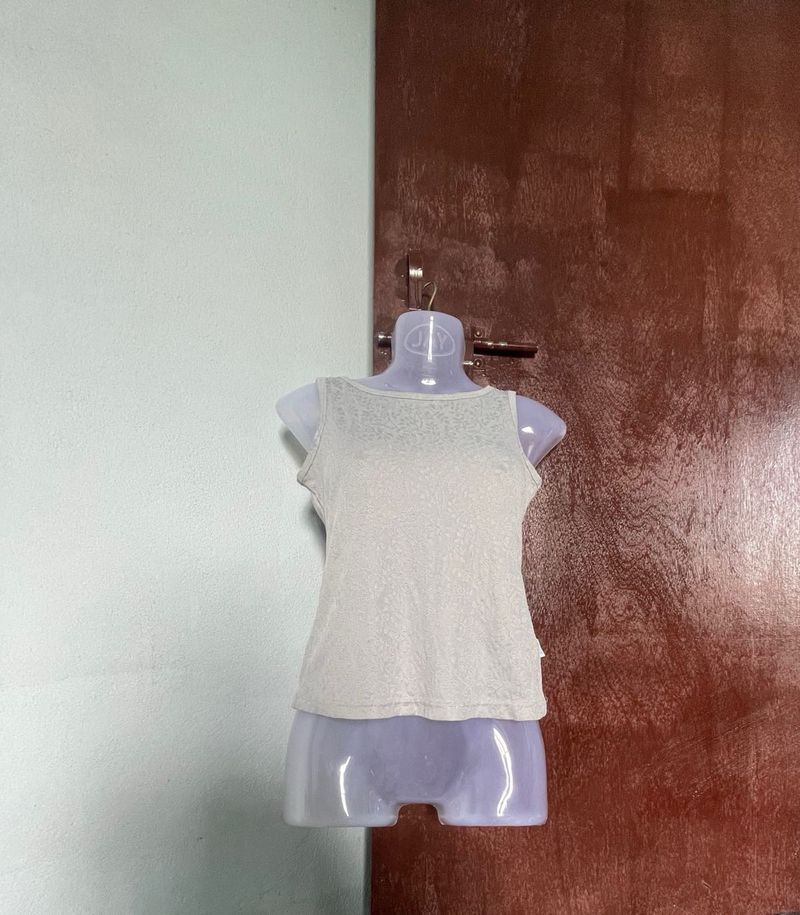 Sleeveless Tank Top