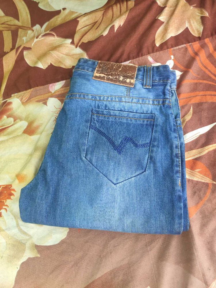 Light Wash Denim Jeans