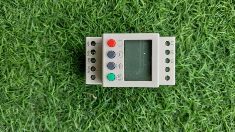 New Multifunctional 3 Phase Voltage Monitor