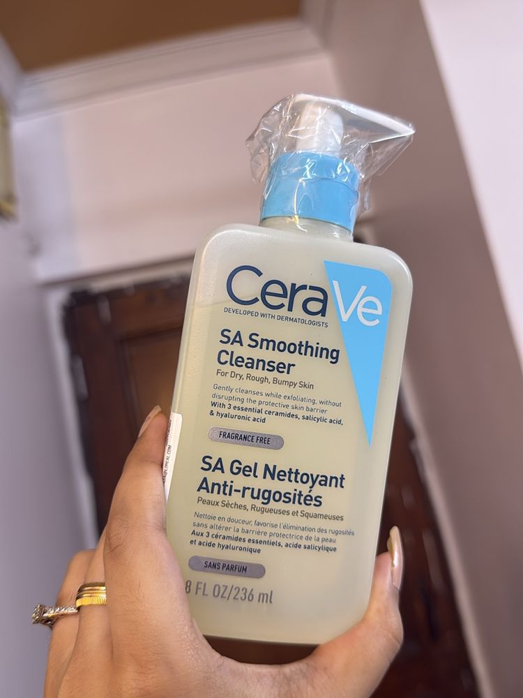 Cerave Smoothing Cleanser