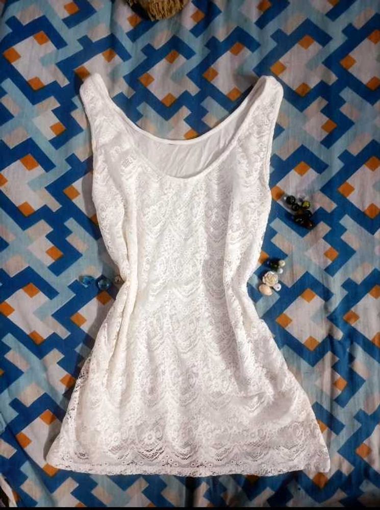 White Lace Sleeveless Dress