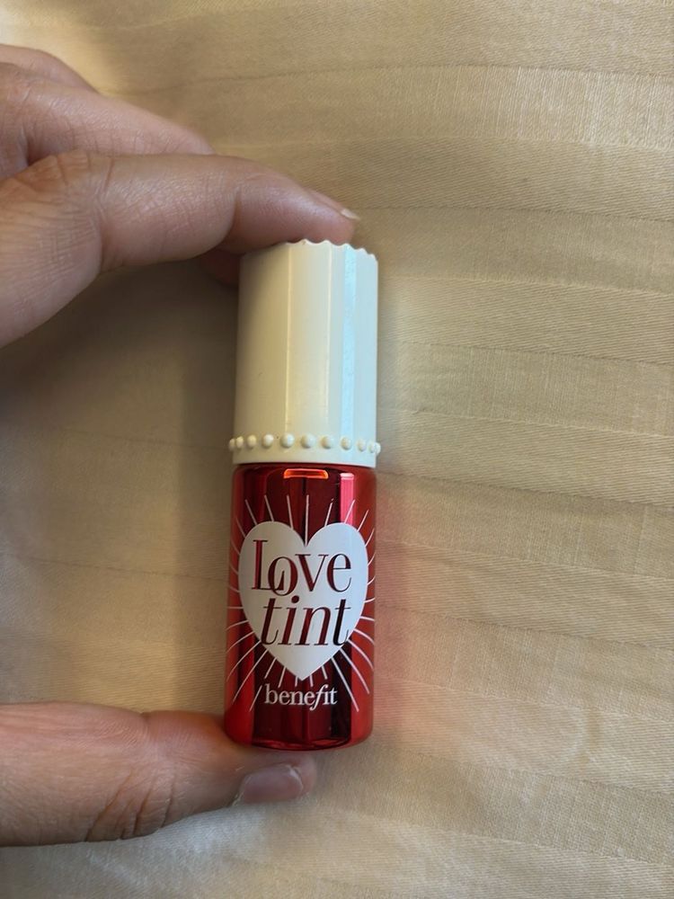 Benefit Lovetint Lip &amp; Cheek Stain