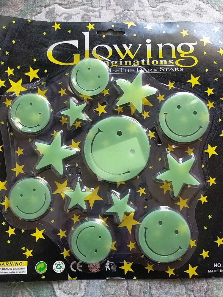 Glow-in-the-Dark Stars &amp; Smileys Pack Of 3