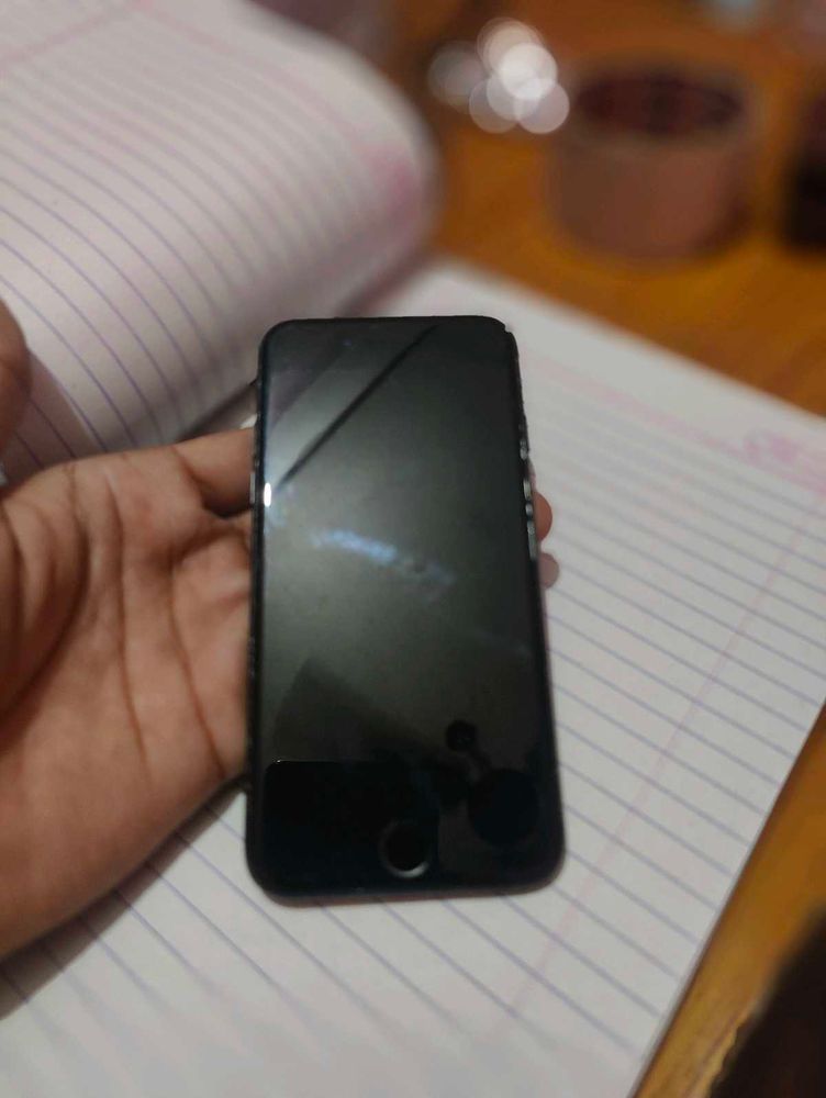 iPhone 8 - Black Dead Only Have To Change Battery