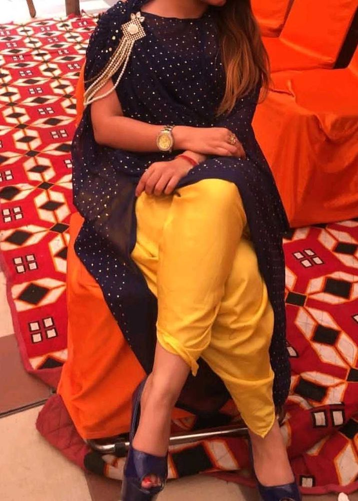 Elegant Salwar Suit Without Brouch