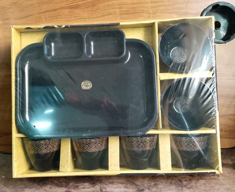 Gorva 7 Pc Snacks Set New With Tag.