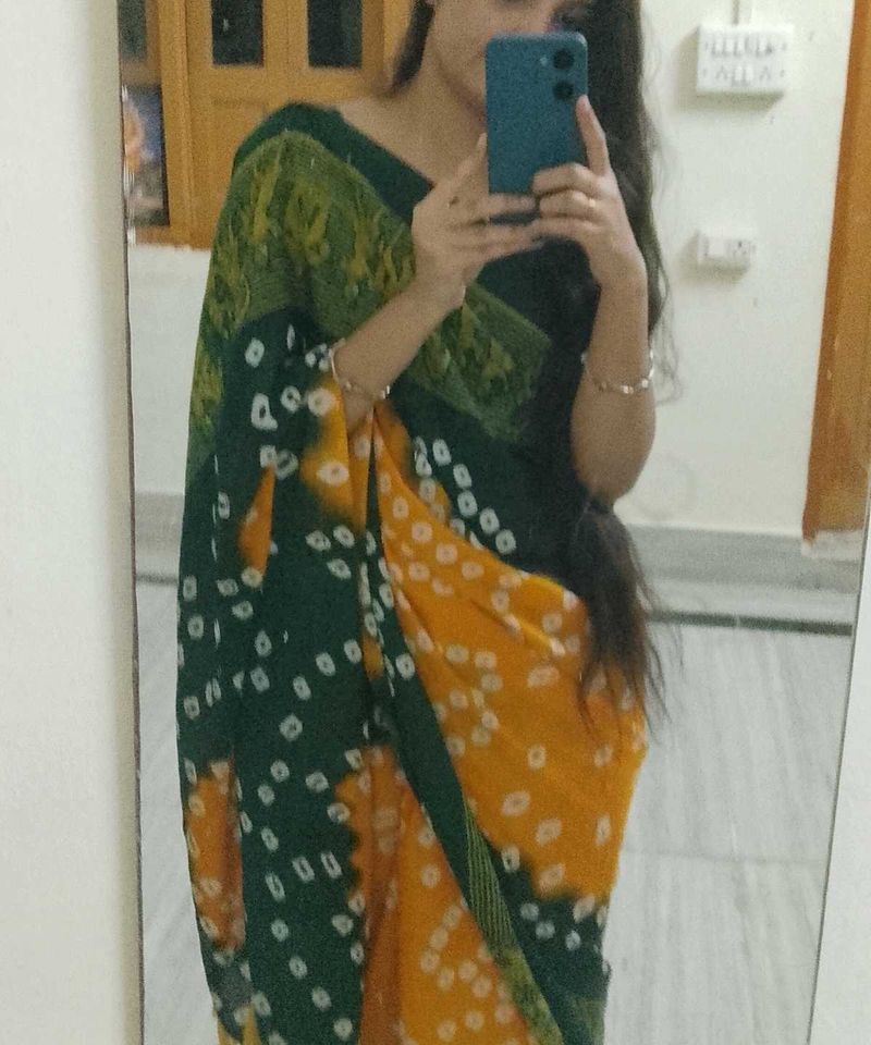 Beautiful Bandhani Saree And Blouse