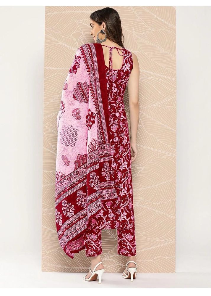 GoSriKi Women Rayon Blend Kurta Pant With Dupatta