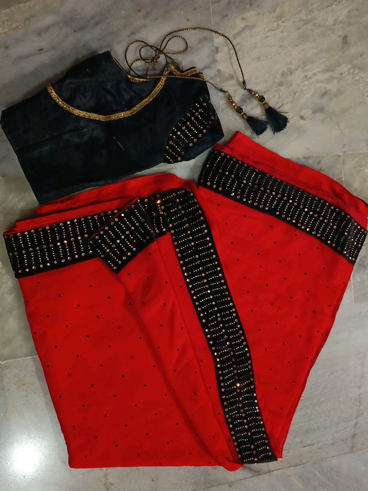 Beutiful Red Colour Attractive Saree