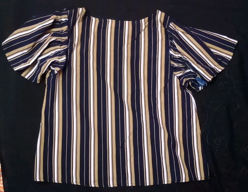 summer stuff is in the stock#a smart top with brautiful look