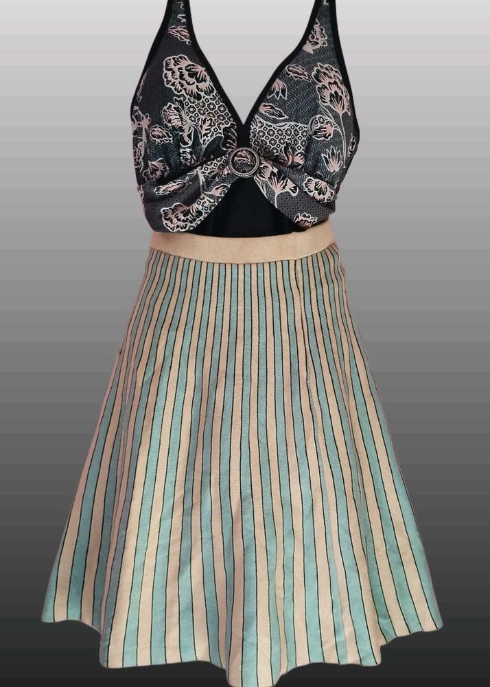 Knee Length Partywear Skirt