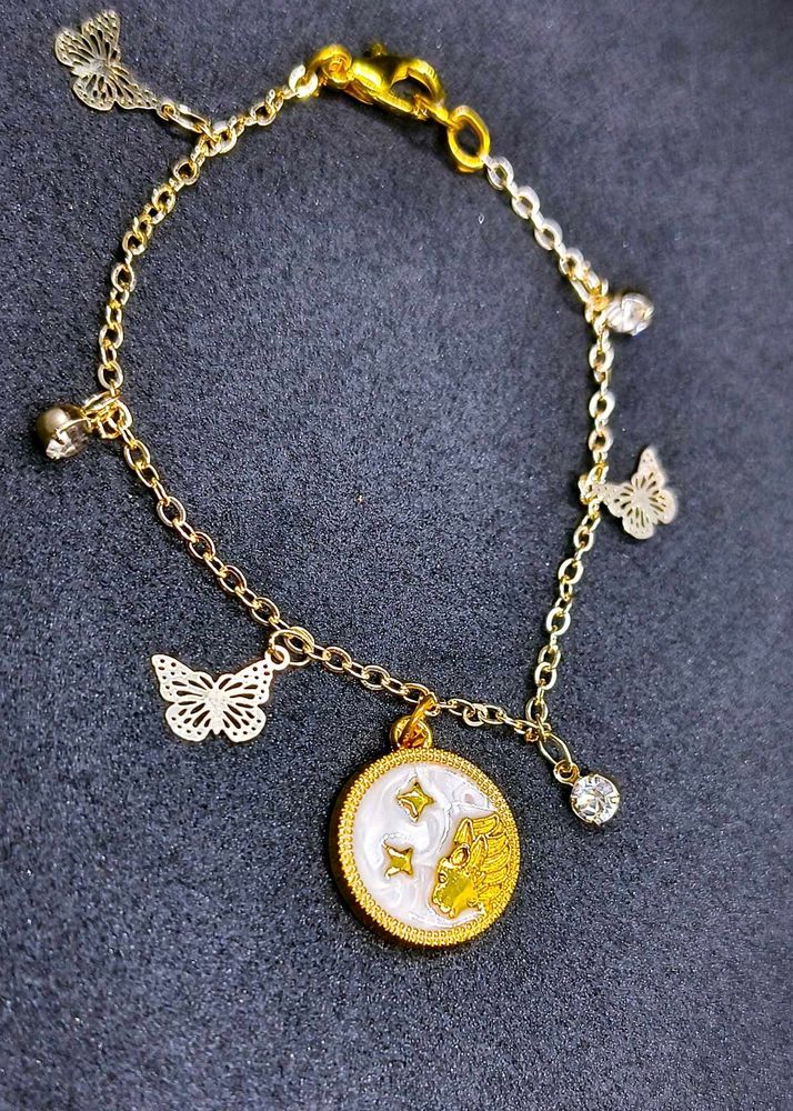 Golden Leo Zodiac Sign Bracelet