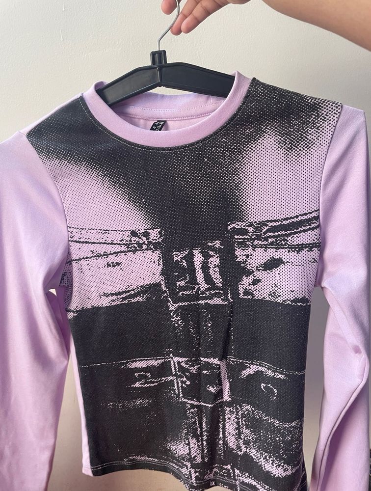 👾URBAN Tokyo Talkies  Graphic Long Sleeve Top