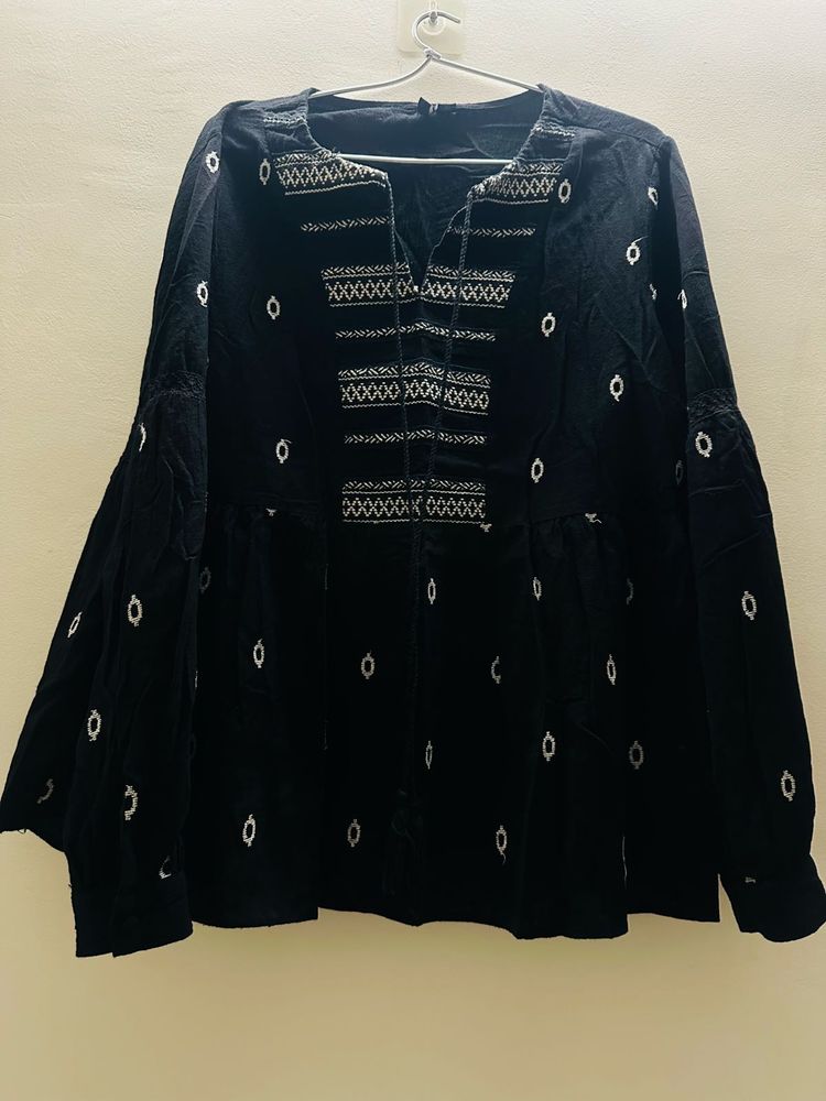 Vero Moda Embroidered Black Top