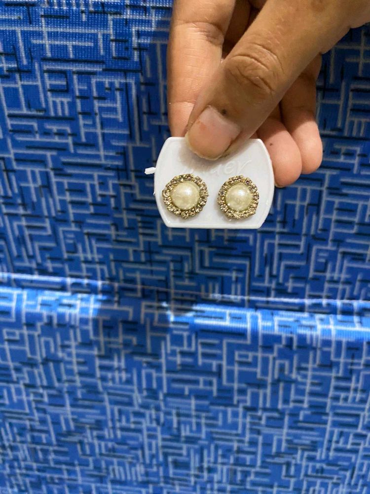 Pearl Studded Earrings