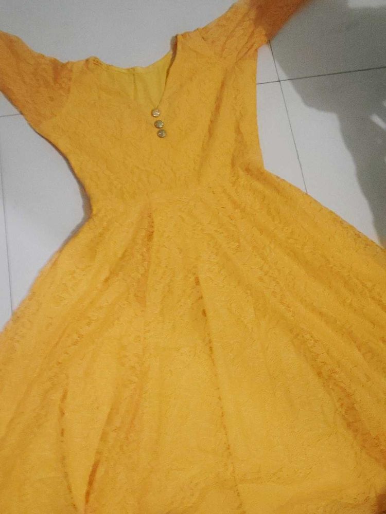 l have many dresses like this