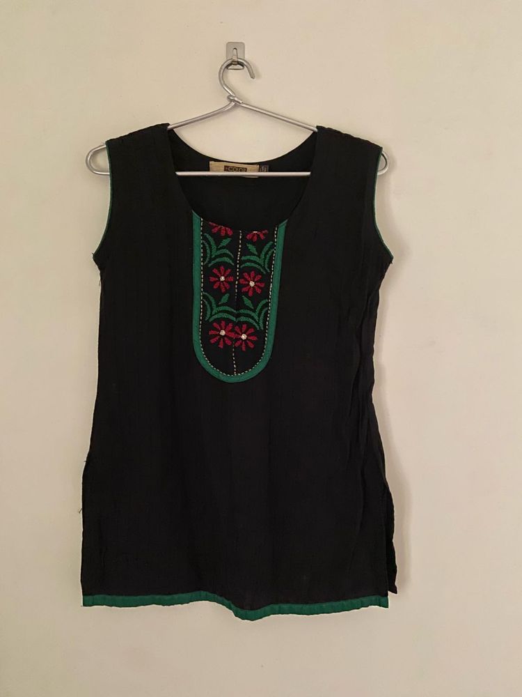 Embroidered Sleeveless Top