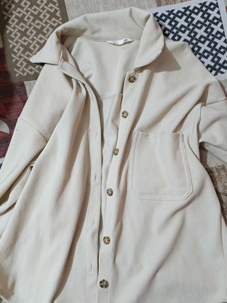 H&amp;M Button-Down shirt