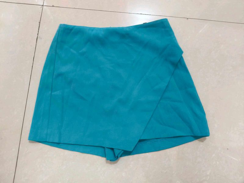 women wrap skort