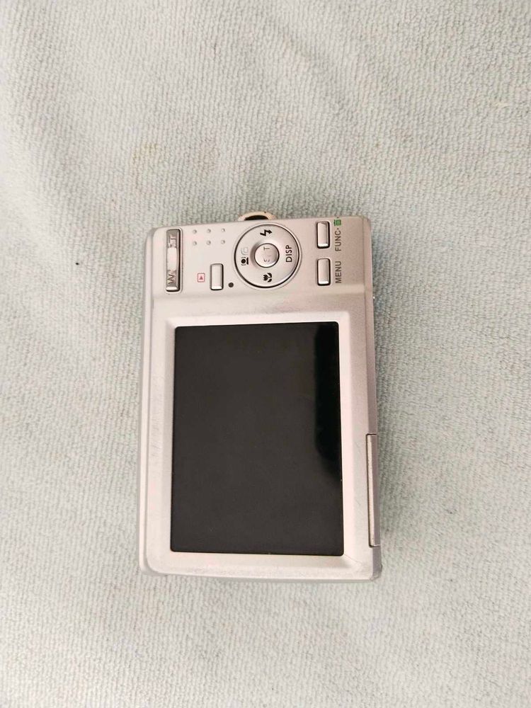 BenQ 14 Mp Digital Camera