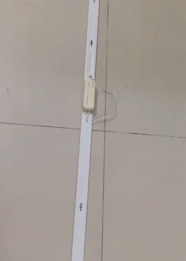 Philips Tubelight Frame