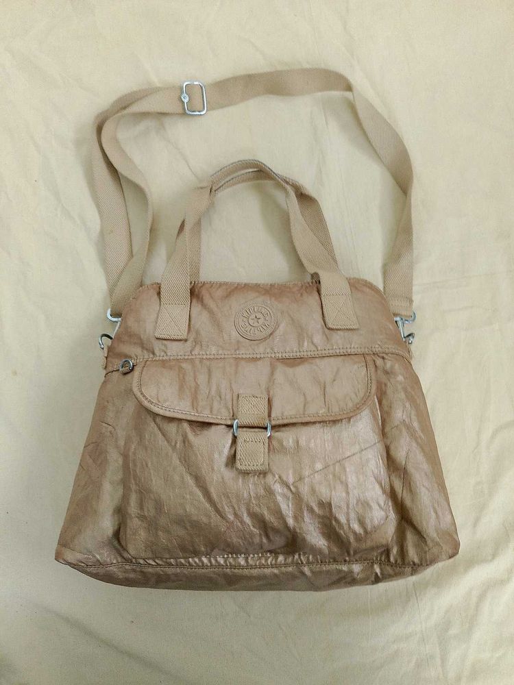 Kipling Authentic