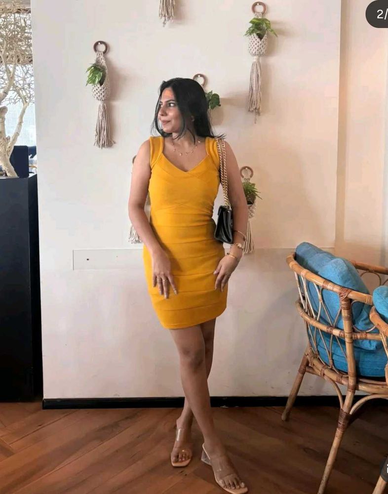 Chic Mustard Bodycon Dress