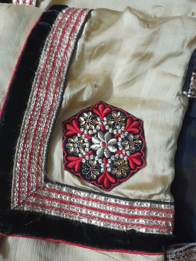 Golden Red Saree With Blouse