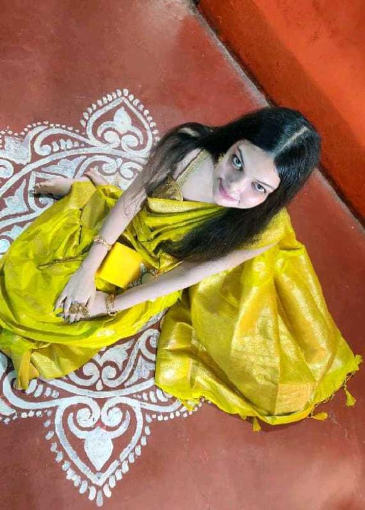 Elegant Yellow Saree