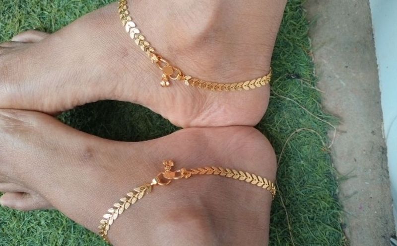 Gold-toned Anklets - Stylish &amp; Elegant