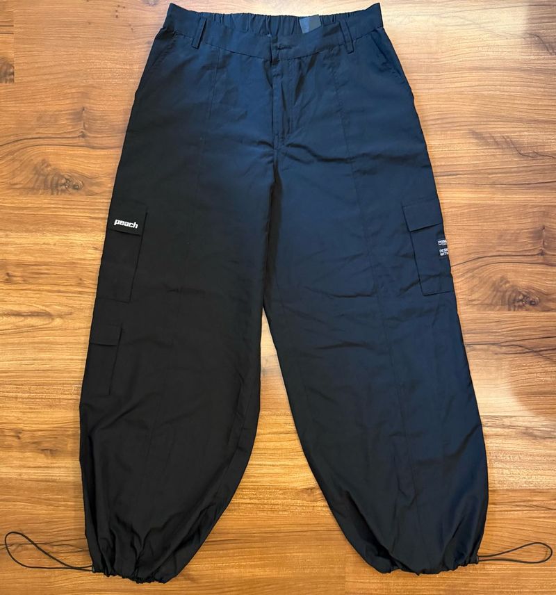 Parachute Pants-Black
