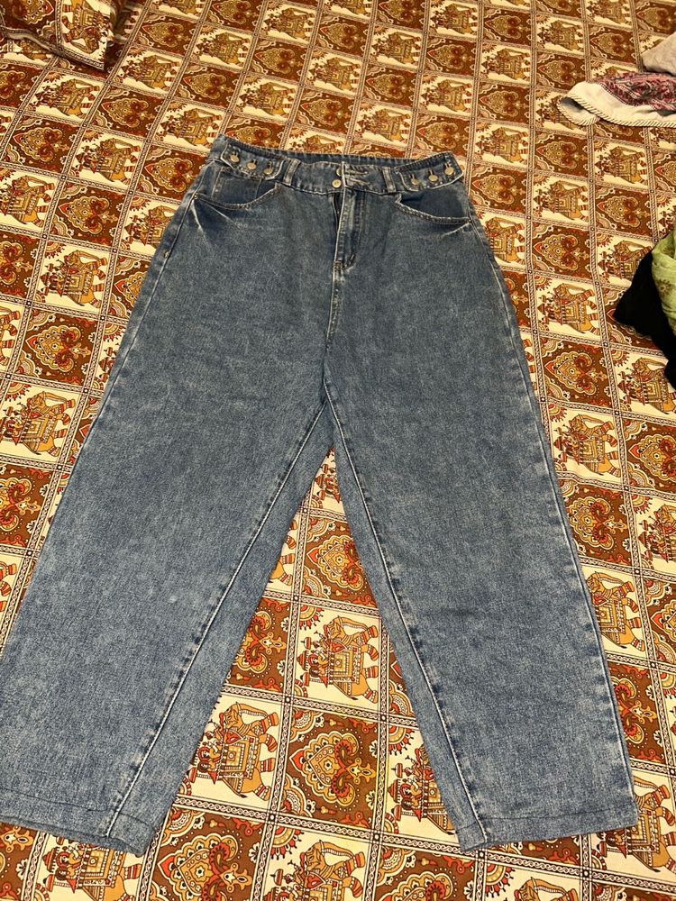 mom jeans