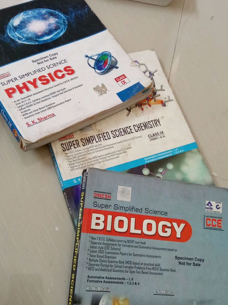 combo of three books for clas 9th science,physics,chemistry,biology