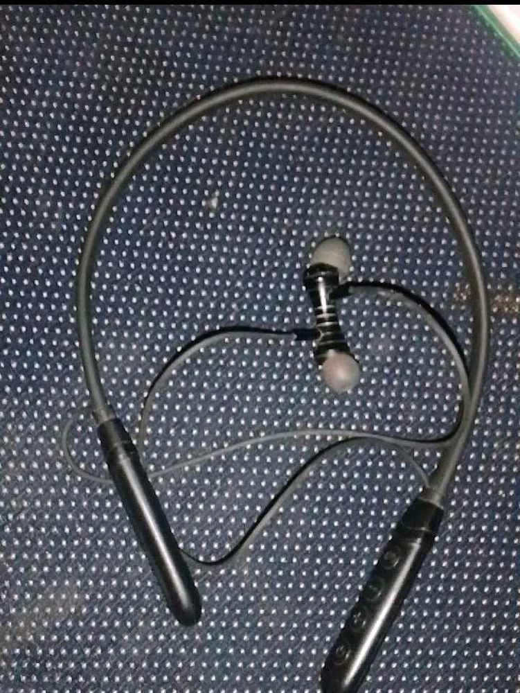 Wireless Neckband Headphones